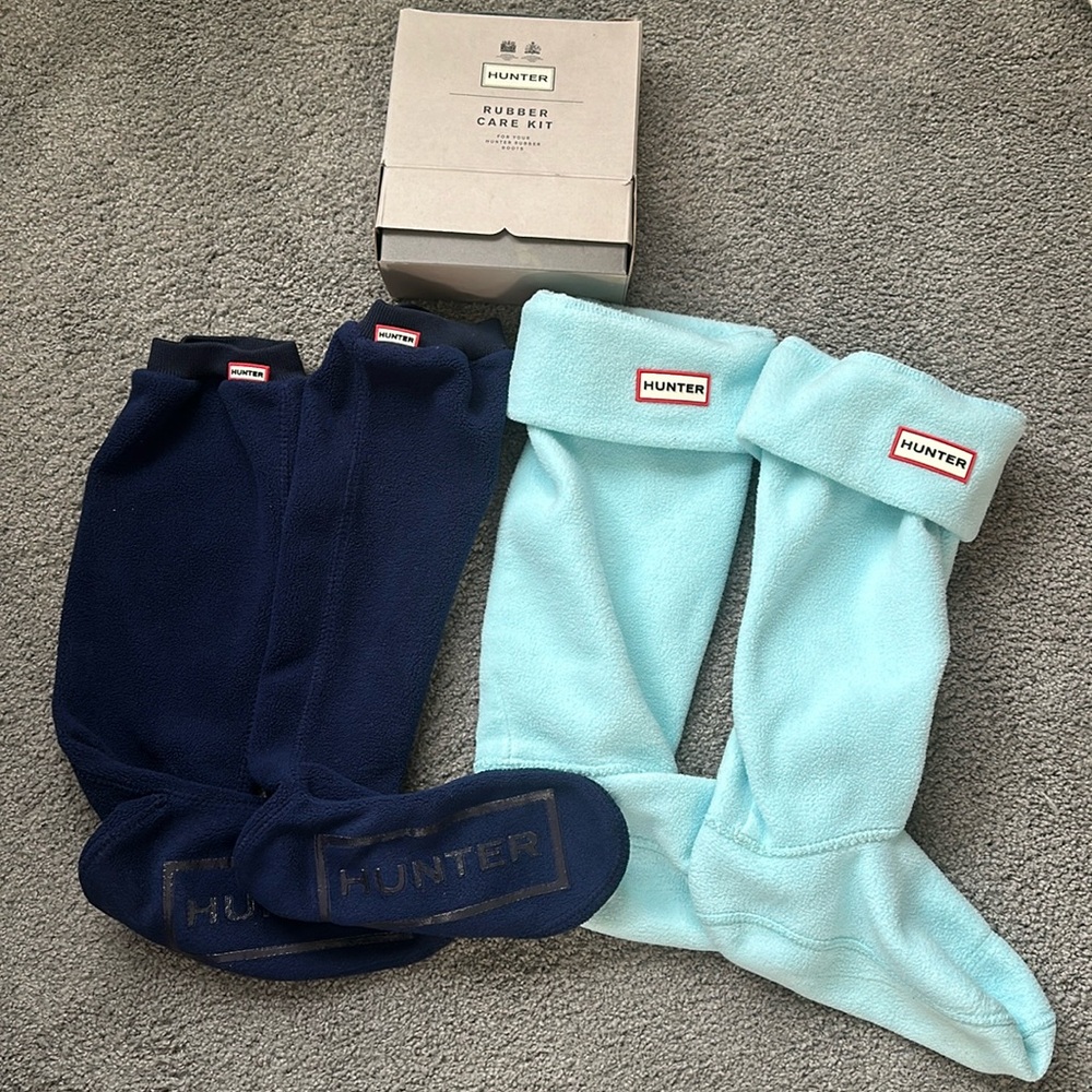 Hunter Tall fleece insert socks and cleaning kit for your boots